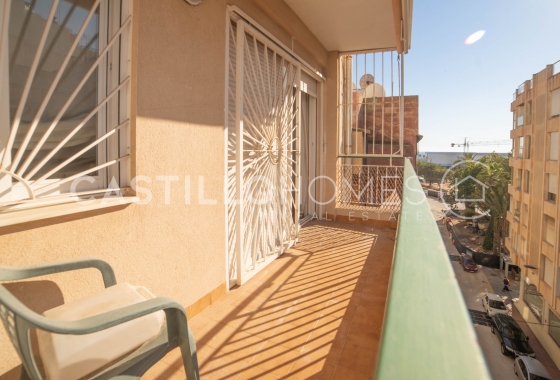 Resale - Apartment / flat - Torrevieja - Centro
