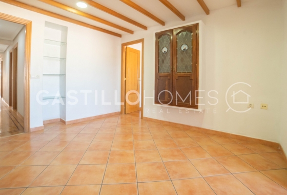 Resale - Apartment / flat - Torrevieja - Centro