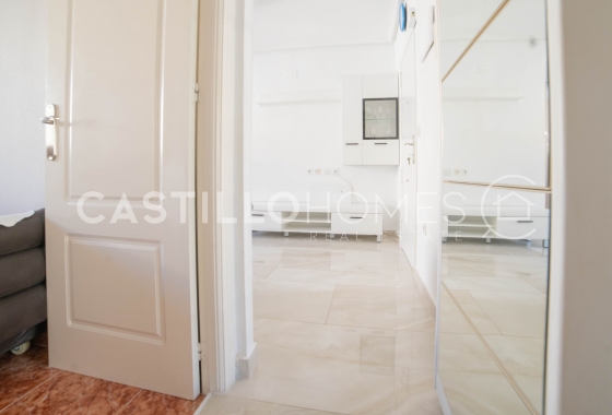 Resale - Apartment / flat - Torrevieja - Playa de El Cura
