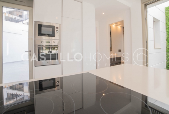 Resale - Villa - Orihuela Costa - Las Filipinas