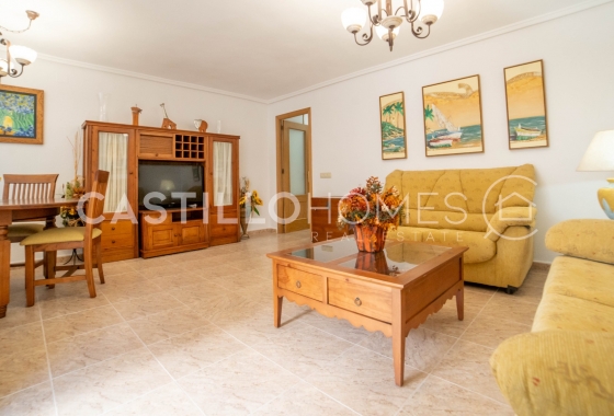 Resale - Apartment / flat - Torrevieja - Centro