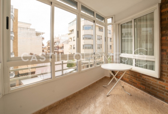 Resale - Apartment / flat - Torrevieja - Centro