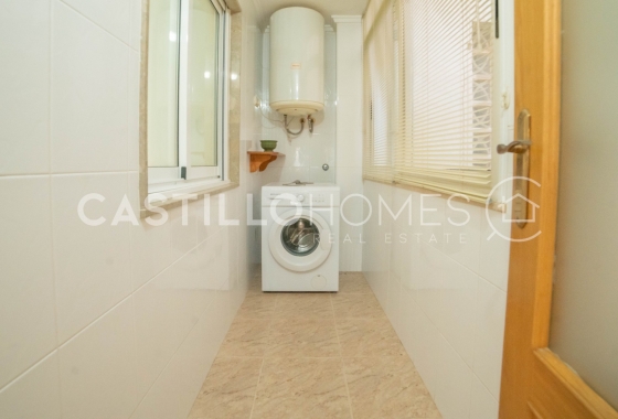 Resale - Apartment / flat - Torrevieja - Centro