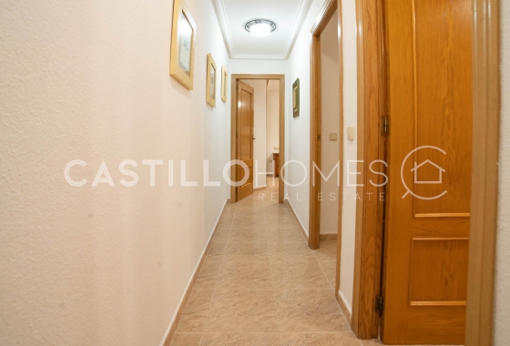 Resale - Apartment / flat - Torrevieja - Centro
