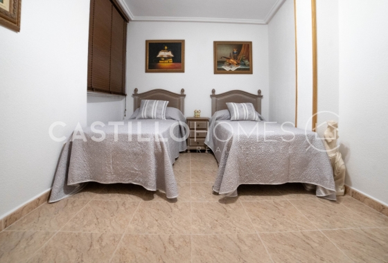 Resale - Apartment / flat - Torrevieja - Centro