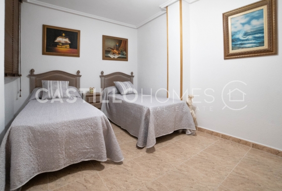 Resale - Apartment / flat - Torrevieja - Centro