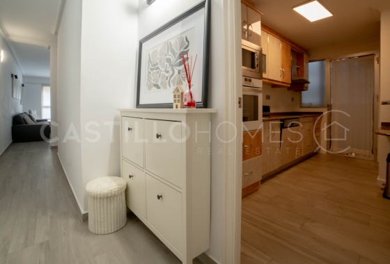 Resale - Apartment / flat - Torrevieja - Centro