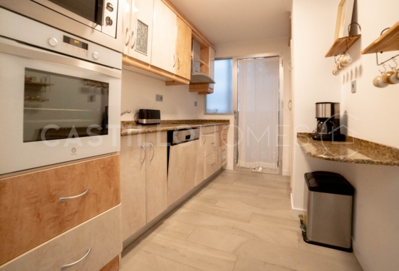 Resale - Apartment / flat - Torrevieja - Centro