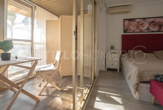 Resale - Apartment / flat - Torrevieja - Centro