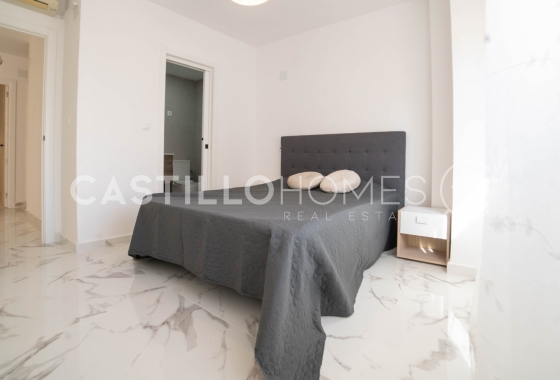 Resale - Apartment / flat - Torrevieja - Centro