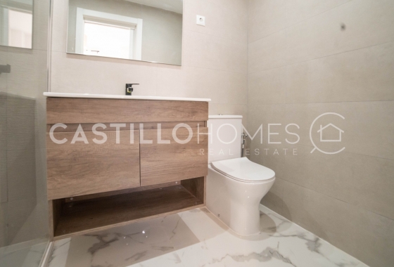 Resale - Apartment / flat - Torrevieja - Centro
