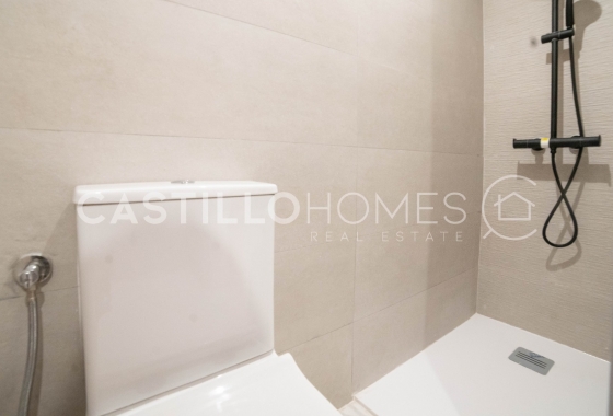 Resale - Apartment / flat - Torrevieja - Centro