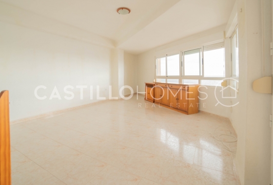 Resale - Apartment / flat - Torrevieja - Playa del Cura