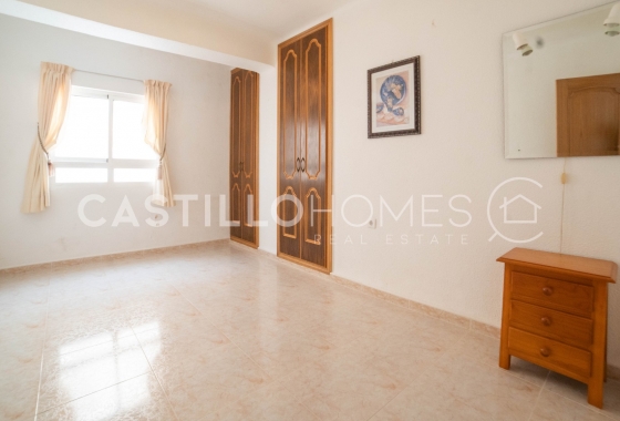 Resale - Apartment / flat - Torrevieja - Playa del Cura