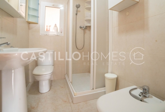 Resale - Apartment / flat - Torrevieja - Playa del Cura