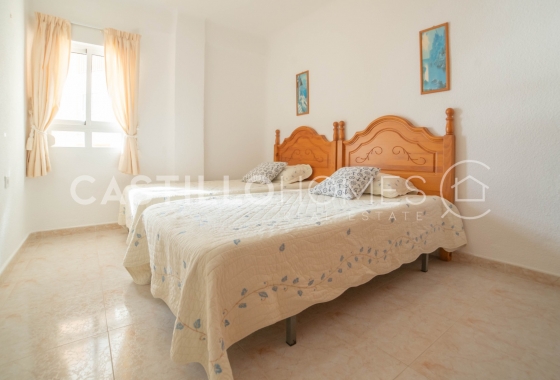 Resale - Apartment / flat - Torrevieja - Playa del Cura