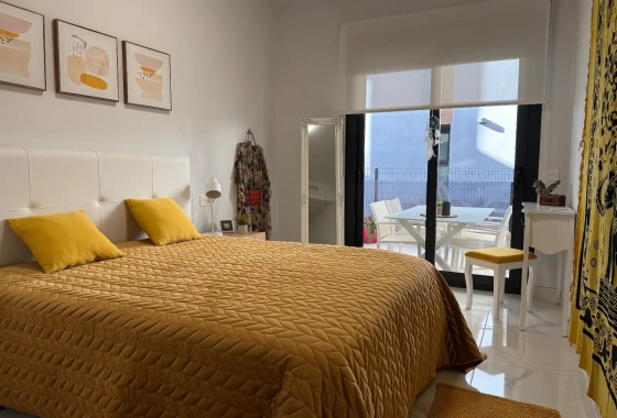 Resale - Bungalow - Guardamar del Segura