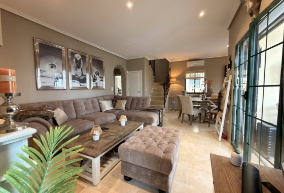 Resale - Villa - Orihuela Costa - Los Doses