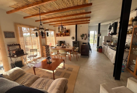 Resale - Finca - Los Montesinos - Comunidad Valenciana