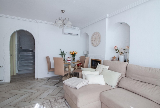 Resale - Villa - Orihuela Costa - Los Almendros-la Florida