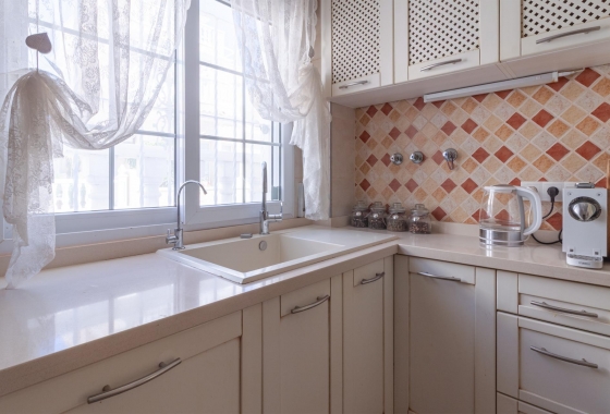 Resale - Villa - Orihuela Costa - Los Almendros-la Florida