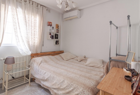 Resale - Villa - Orihuela Costa - Los Almendros-la Florida