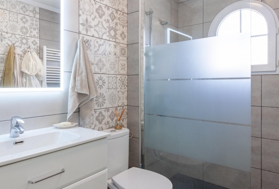 Resale - Villa - Orihuela Costa - Los Almendros-la Florida