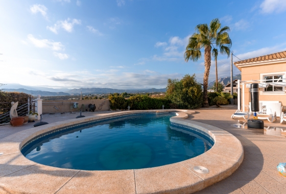Resale - Villa - Busot - Costa Blanca