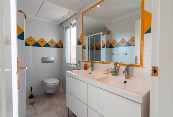 Resale - Villa - Busot - Costa Blanca