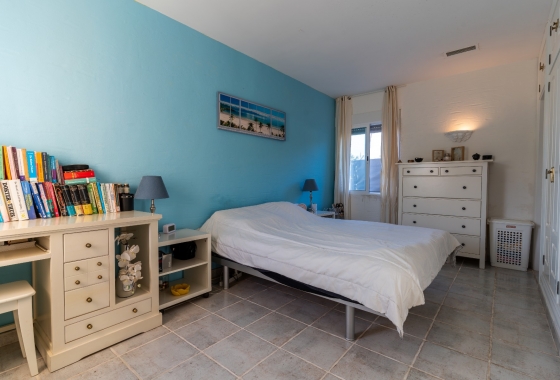 Resale - Villa - Busot - Costa Blanca