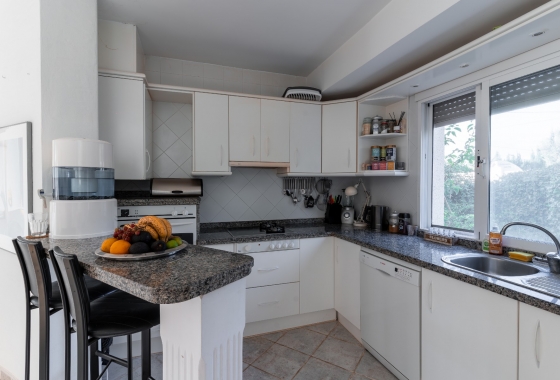 Resale - Villa - Busot - Costa Blanca