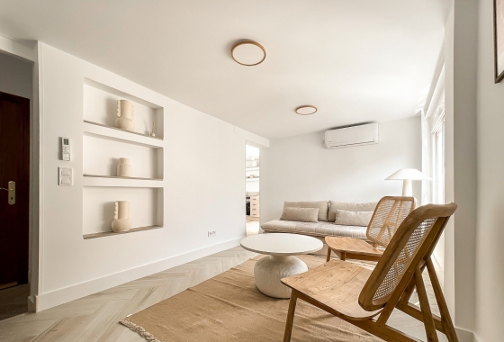 Resale - Apartment / flat - Alicante - Costa Blanca