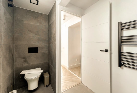 Resale - Apartment / flat - Alicante - Costa Blanca