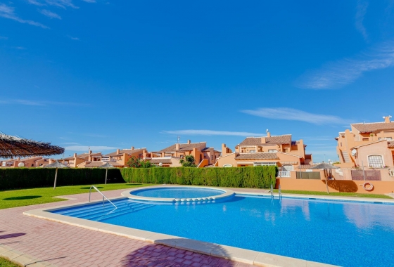Resale - Bungalow - Torrevieja - aguas nuevas