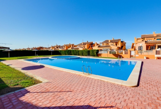 Resale - Bungalow - Torrevieja - aguas nuevas