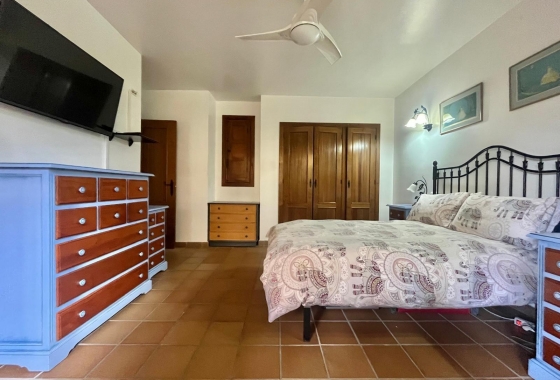 Resale - Bungalow - Torrevieja - Punta Prima