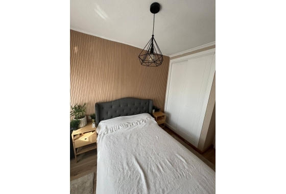 Resale - Apartment / flat - Pilar de la Horadada - La Torre De La Horadada