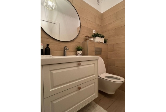 Resale - Apartment / flat - Pilar de la Horadada - La Torre De La Horadada