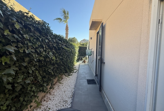 Resale - Villa - Orihuela Costa - Costa Blanca