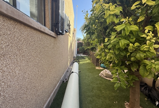 Resale - Villa - Orihuela Costa - Costa Blanca