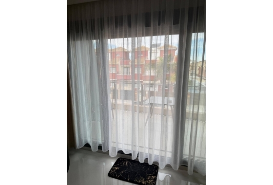 Resale - Apartment / flat - Pilar de la Horadada - La Torre De La Horadada