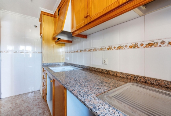 Resale - Apartment / flat - Torrevieja - Playa de los Locos