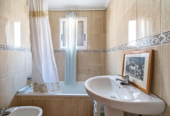 Resale - Apartment / flat - Torrevieja - Playa de los Locos