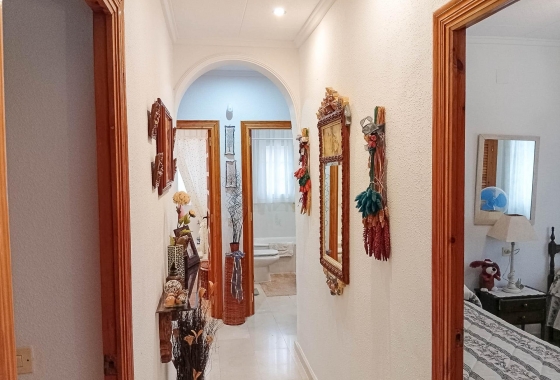 Resale - Villa - Torrevieja - La Siesta - El Salado - Torreta