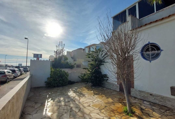 Resale - Townhouse - Orihuela Costa - Punta Prima