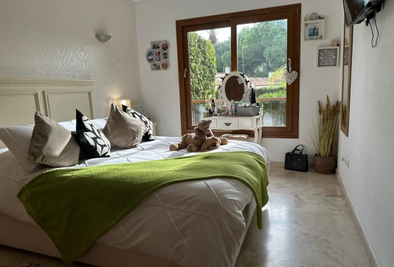 Resale - Apartment / flat - Torrevieja - Costa Blanca