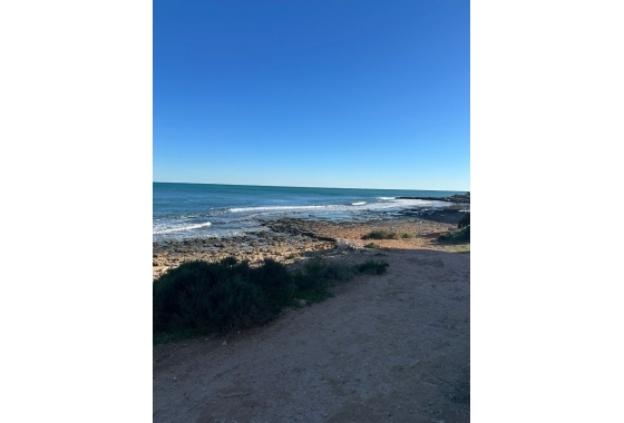 Resale - Apartment / flat - Torrevieja - Costa Blanca