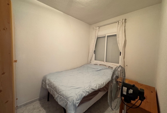 Resale - Apartment / flat - Torrevieja - Los Locos