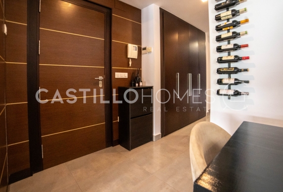 Herverkoop - Appartement / flat - Torrevieja - Centro