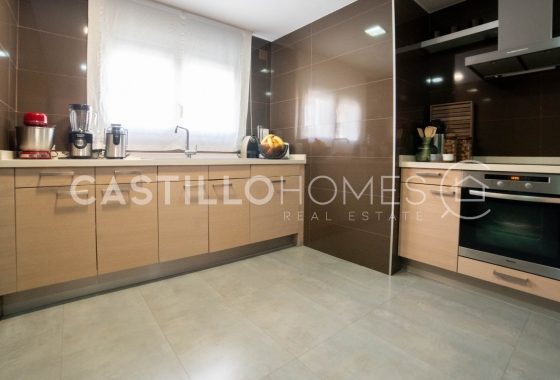 Herverkoop - Appartement / flat - Torrevieja - Centro